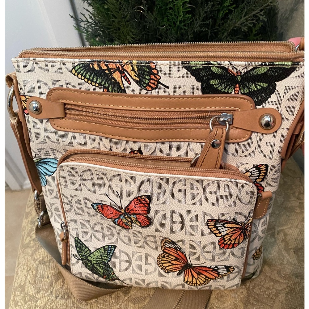 Giani Bernini Signature Butterfly Crossbody